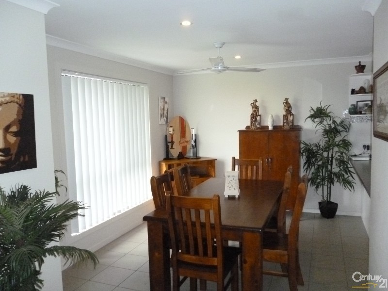 2 Babich Court, Holmview QLD 4207