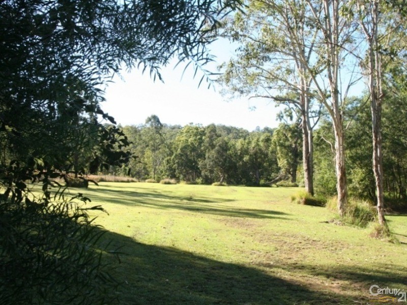 30-40 Yulgibar Close, Kooralbyn QLD 4285