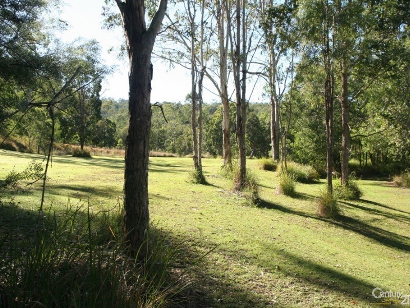 30-40 Yulgibar Close, Kooralbyn QLD 4285