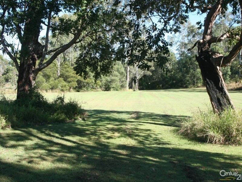 30-40 Yulgibar Close, Kooralbyn QLD 4285