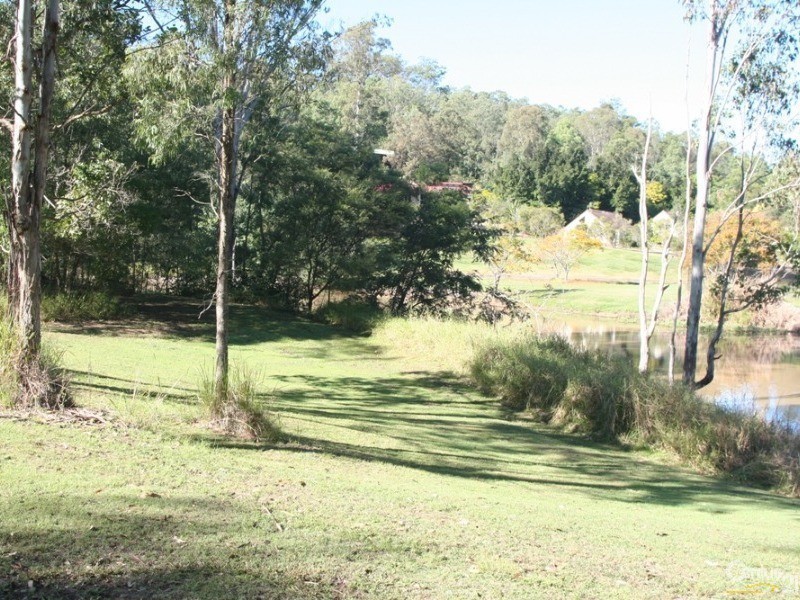 30-40 Yulgibar Close, Kooralbyn QLD 4285