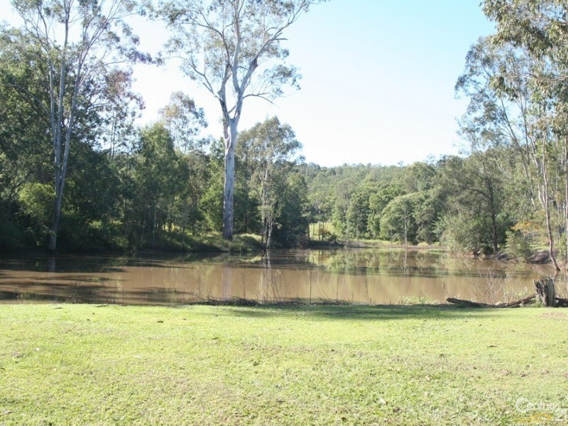 30-40 Yulgibar Close, Kooralbyn QLD 4285