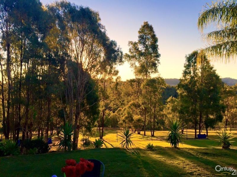 141-143 Walker Drive, Kooralbyn QLD 4285