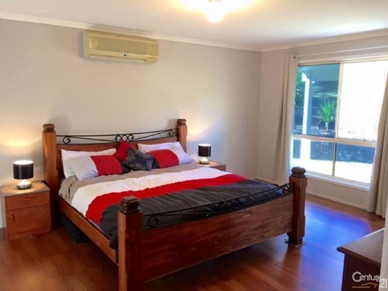 141-143 Walker Drive, Kooralbyn QLD 4285