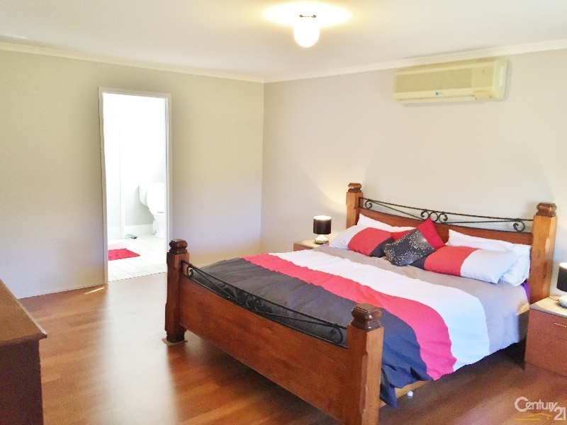 141-143 Walker Drive, Kooralbyn QLD 4285