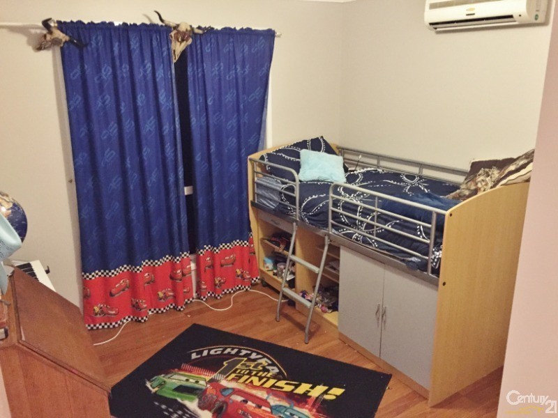 141-143 Walker Drive, Kooralbyn QLD 4285