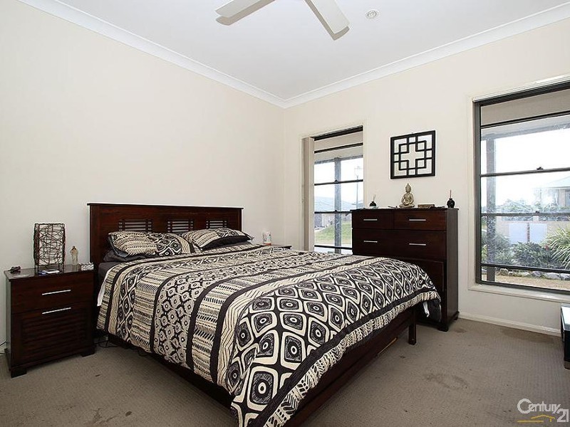 9 Robyn Court, Logan Village QLD 4207