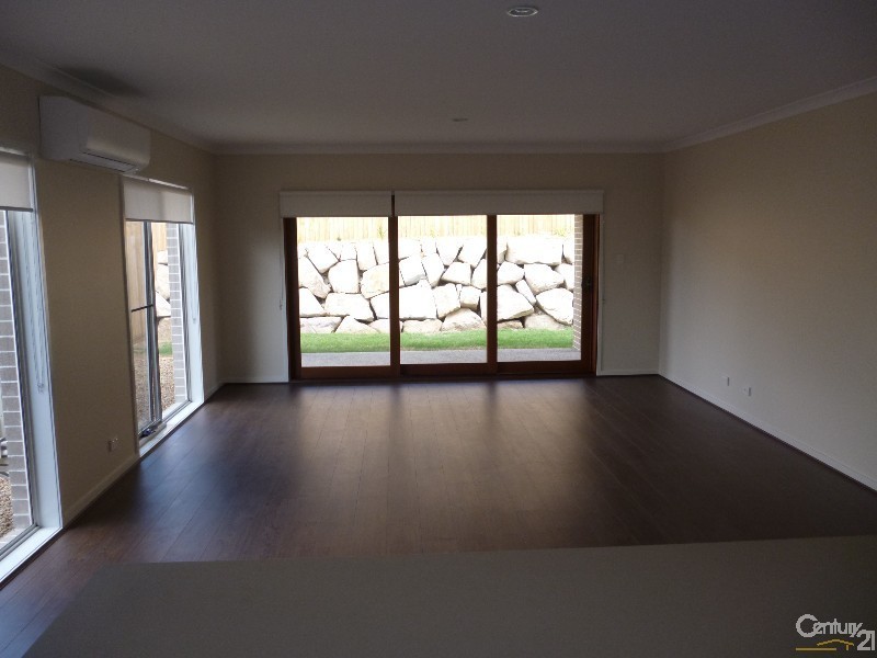Yarrabilba QLD 4207