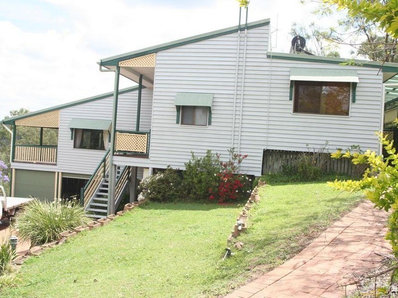 13-15 Edward Place, Kooralbyn QLD 4285