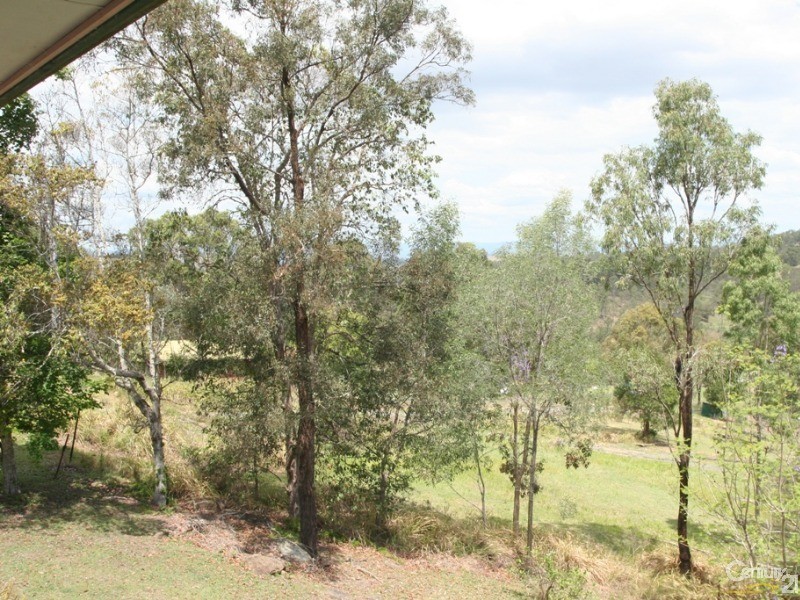 13-15 Edward Place, Kooralbyn QLD 4285