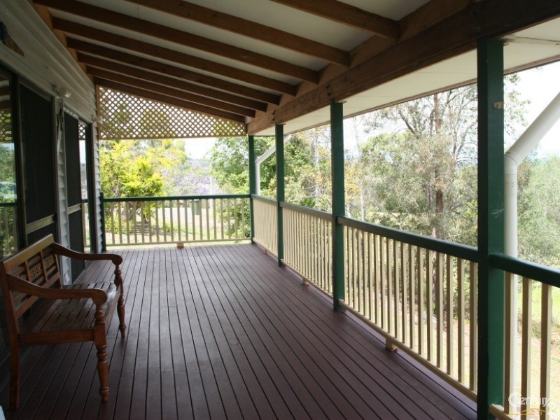 13-15 Edward Place, Kooralbyn QLD 4285