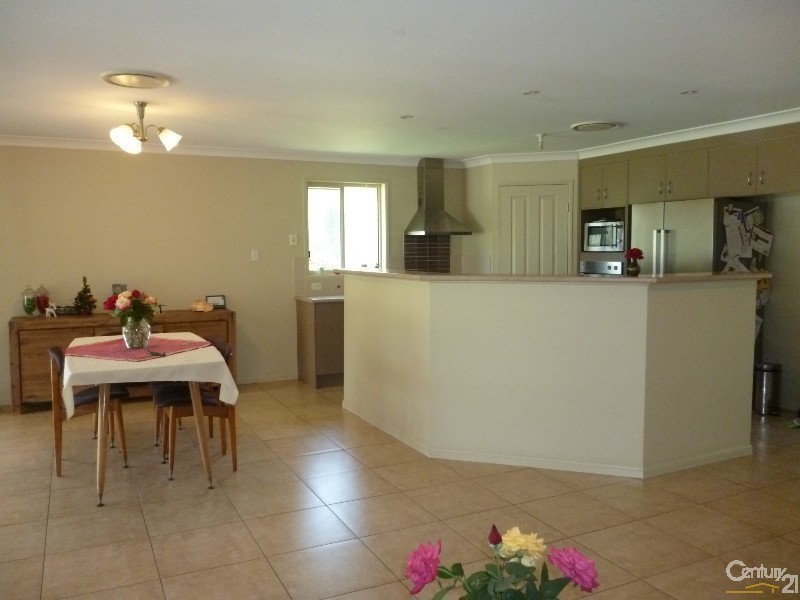 Logan Village QLD 4207