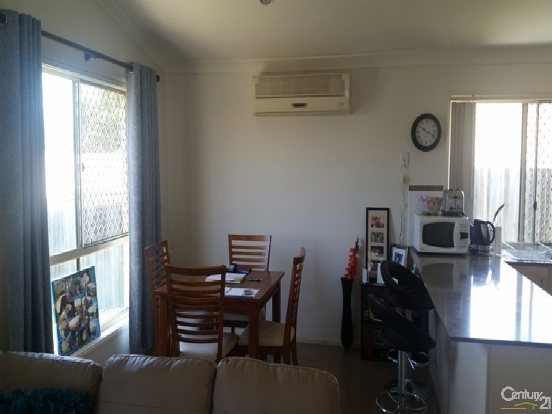 Regents Park QLD 4118