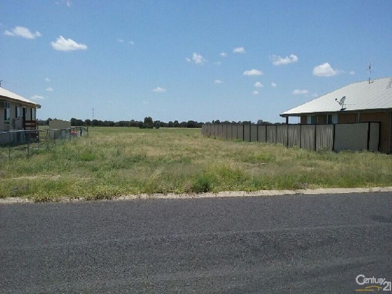 13 Henry Court, Tara QLD 4421