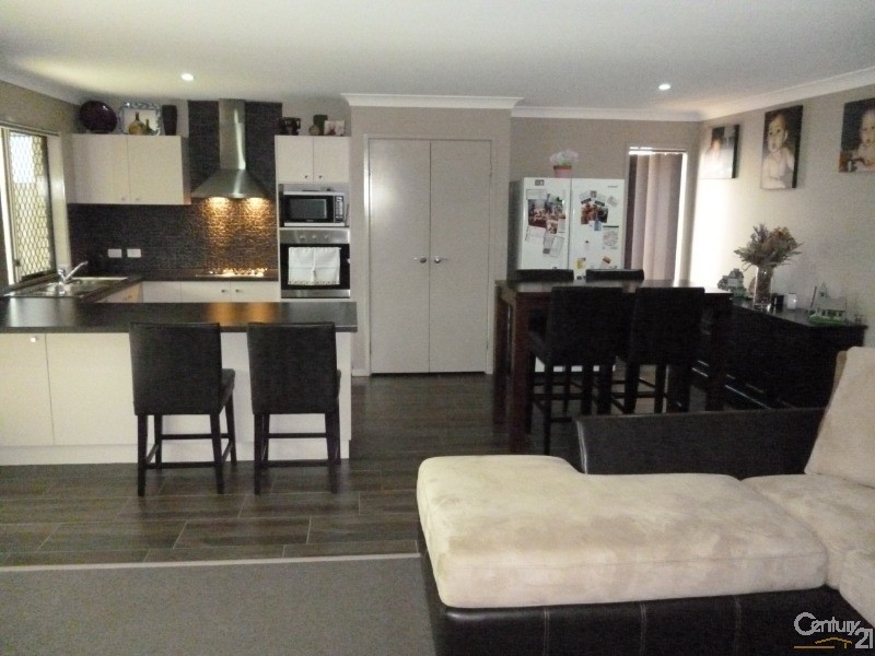 9 Sandell Street, Yarrabilba QLD 4207