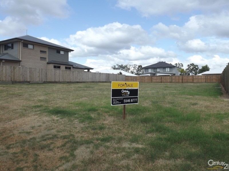 5 Island Court, Logan Village QLD 4207