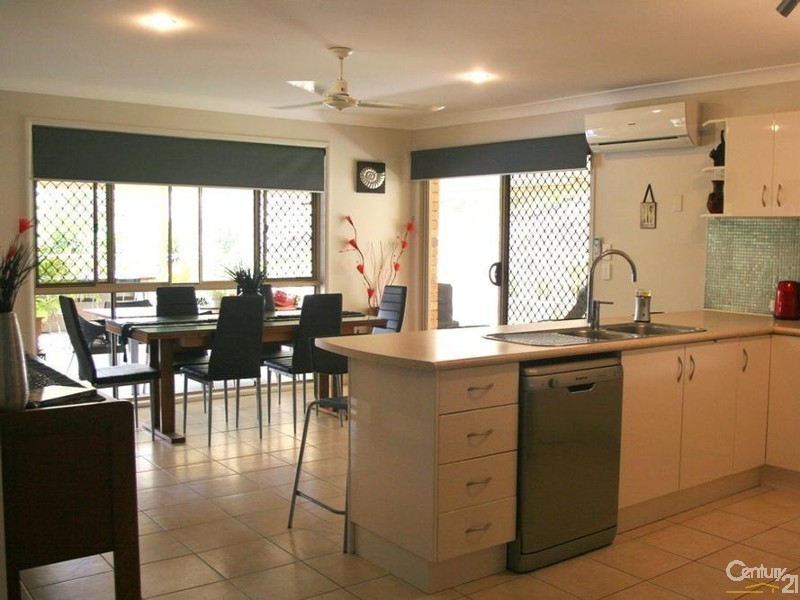 8-14 Smales Close, Kooralbyn QLD 4285