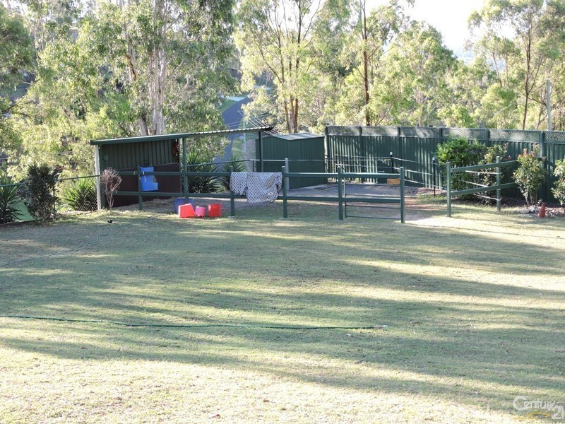 8-14 Smales Close, Kooralbyn QLD 4285