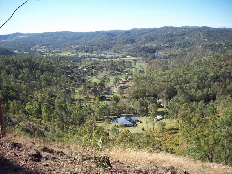 8-14 Smales Close, Kooralbyn QLD 4285