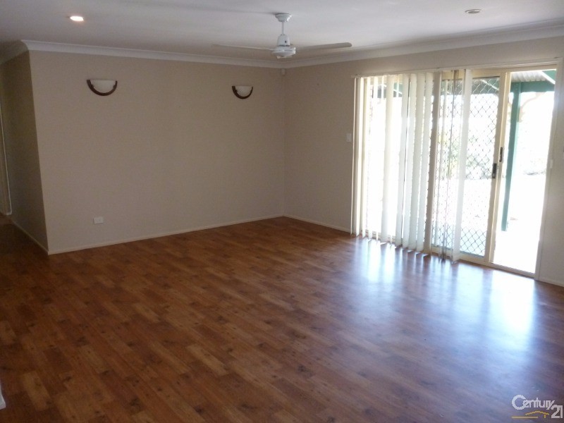 24 Naylor Drive, Tamborine QLD 4270