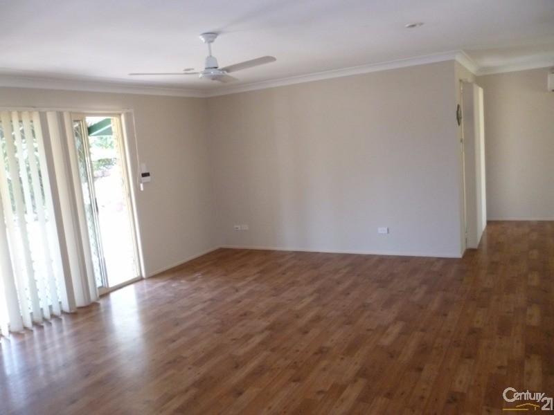 24 Naylor Drive, Tamborine QLD 4270