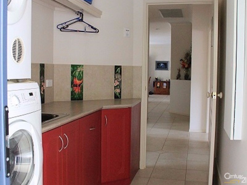 Logan Village QLD 4207