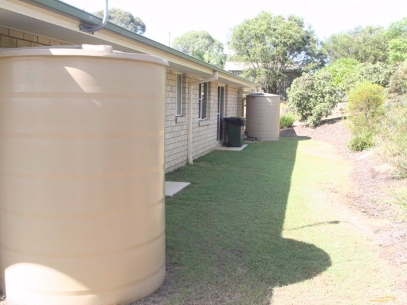 61 Campbell Drive, Kooralbyn QLD 4285