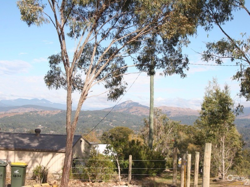 32-34 White Place, Kooralbyn QLD 4285