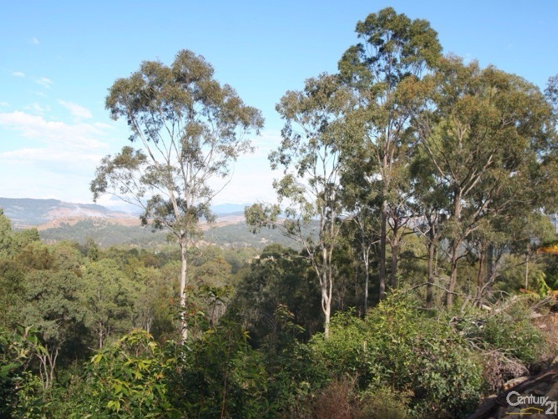 32-34 White Place, Kooralbyn QLD 4285