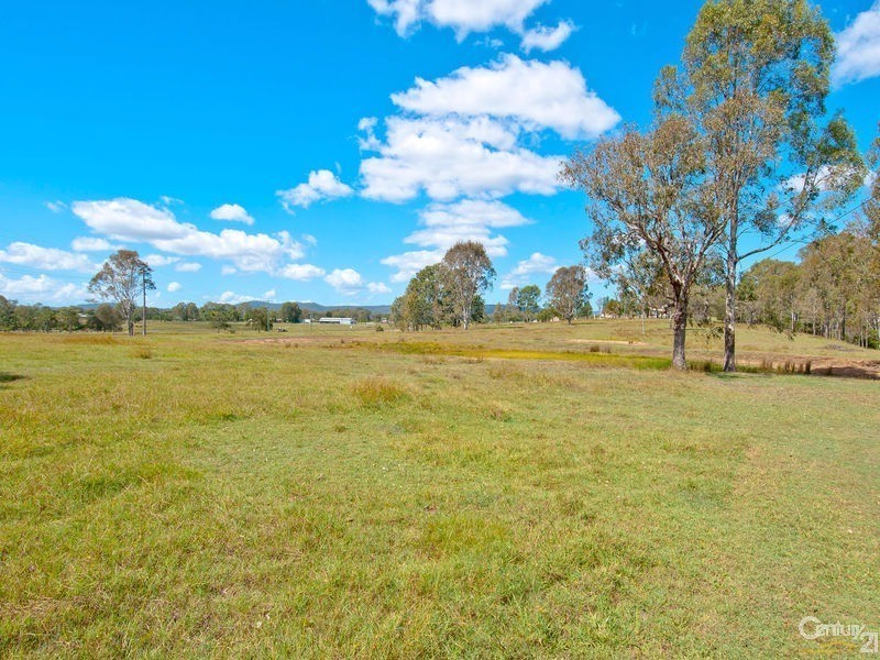 135 Kenny Road, Chambers Flat QLD 4133