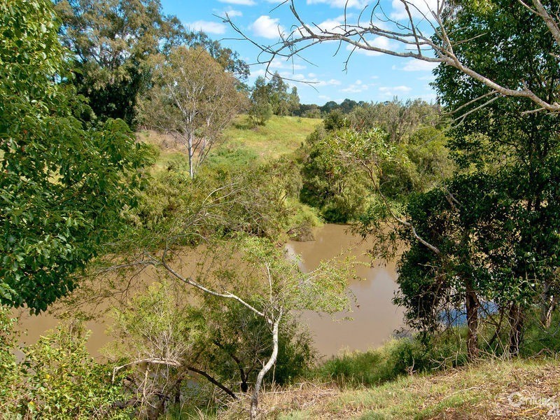 135 Kenny Road, Chambers Flat QLD 4133