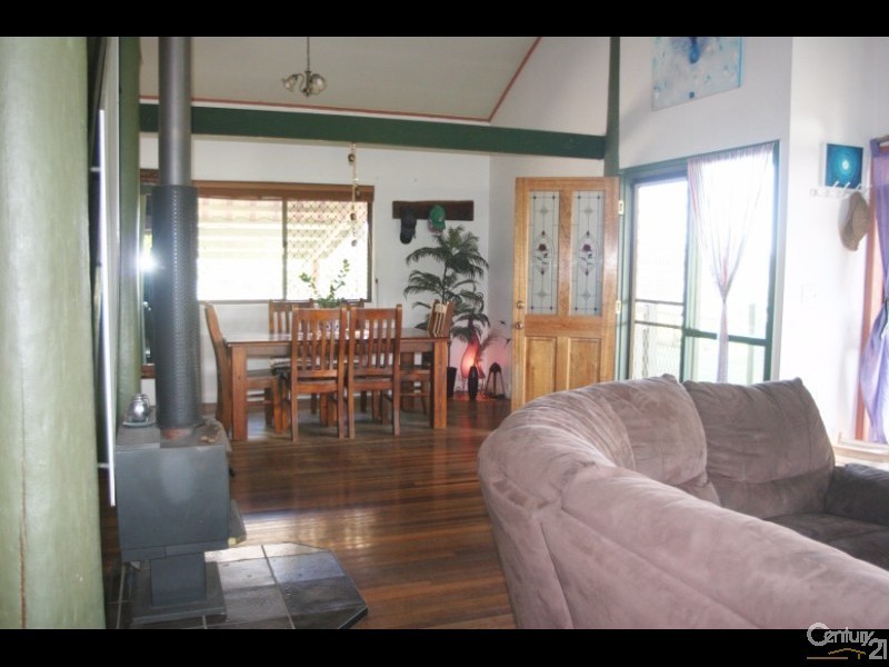 99-101 Francis Close, Kooralbyn QLD 4285