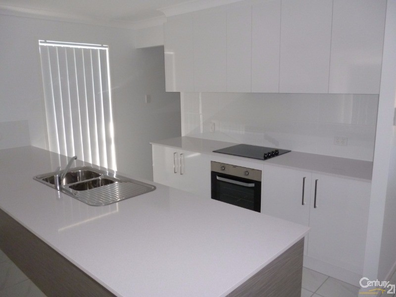 16 Larimar Ave, Yarrabilba QLD 4207