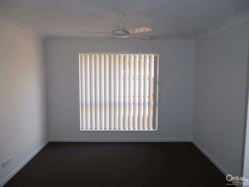 16 Larimar Ave, Yarrabilba QLD 4207