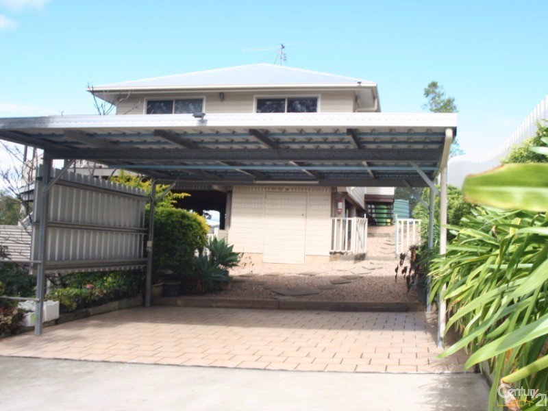 32 Leonard St, Boonah QLD 4310