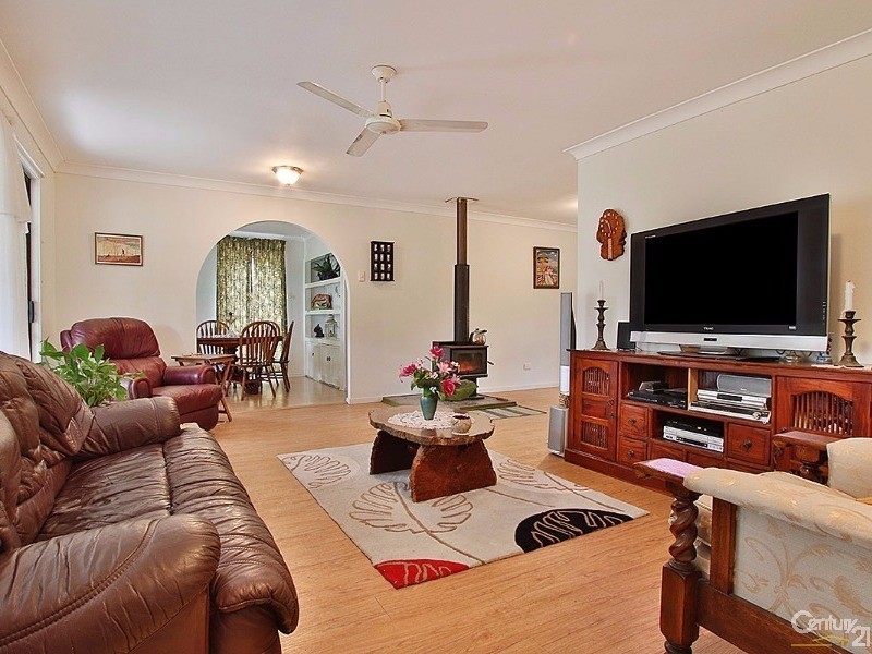 191 Fields Rd, Gleneagle QLD 4285