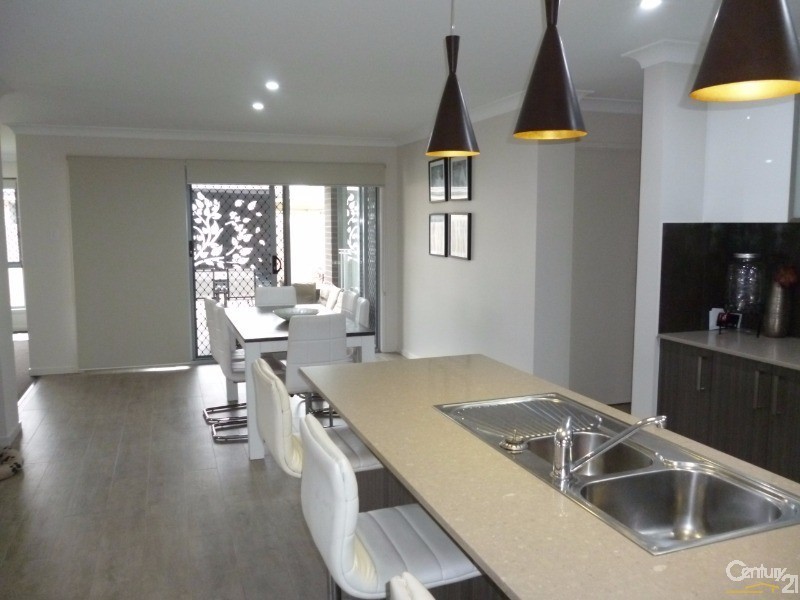 4 Bailey Street, Yarrabilba QLD 4207
