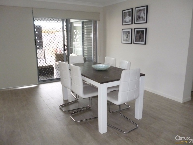 4 Bailey Street, Yarrabilba QLD 4207