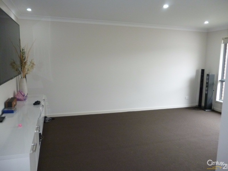 4 Bailey Street, Yarrabilba QLD 4207