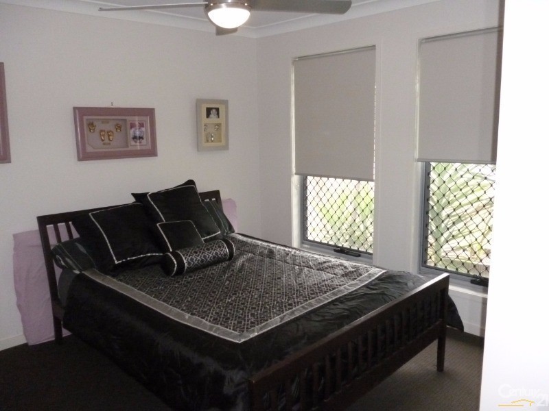 4 Bailey Street, Yarrabilba QLD 4207