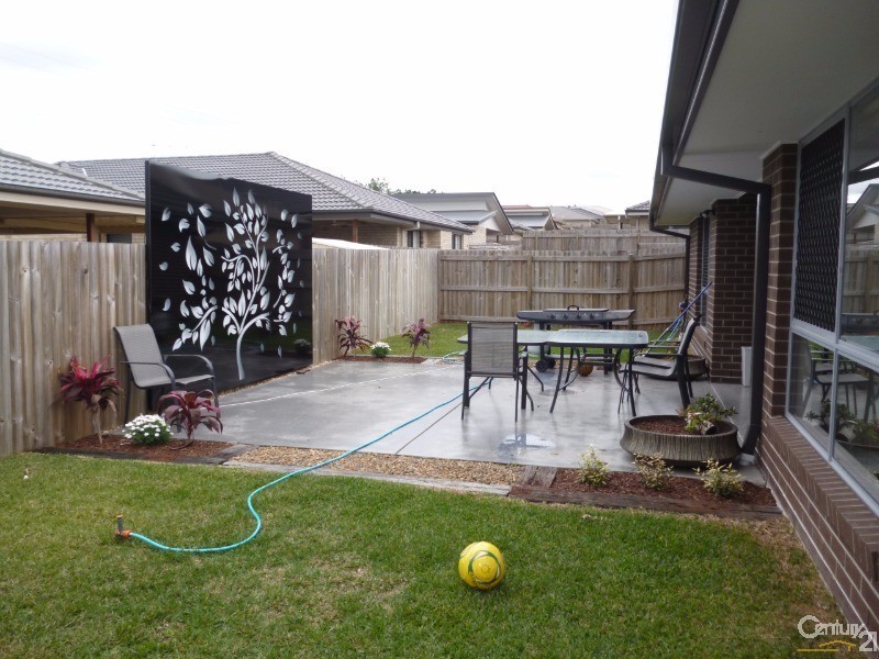 4 Bailey Street, Yarrabilba QLD 4207