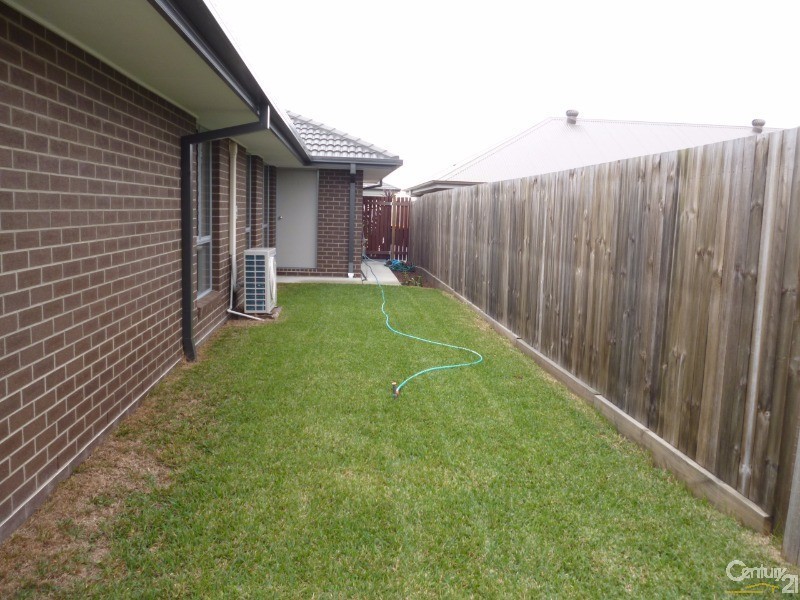 4 Bailey Street, Yarrabilba QLD 4207