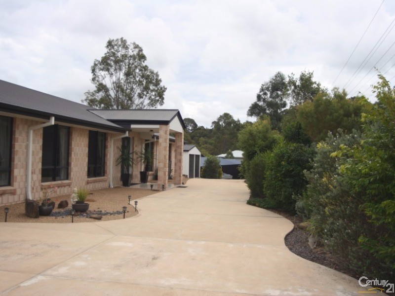 212-216 Boomerang Drive, Kooralbyn QLD 4285