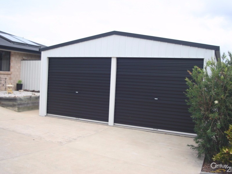 212-216 Boomerang Drive, Kooralbyn QLD 4285