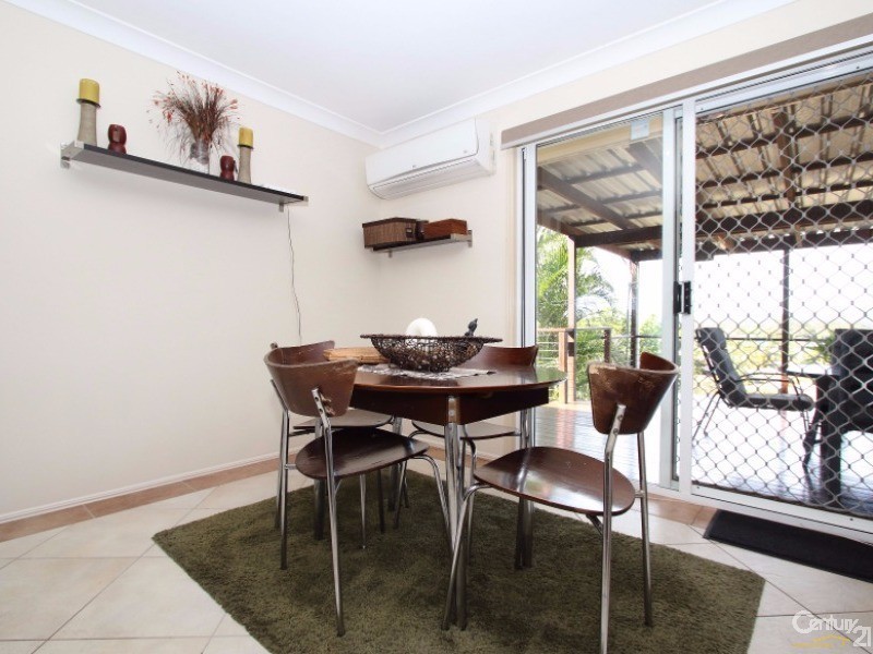 16 Hartwig Crescent, Mount Warren Park QLD 4207