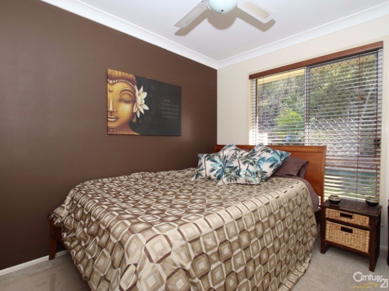 16 Hartwig Crescent, Mount Warren Park QLD 4207