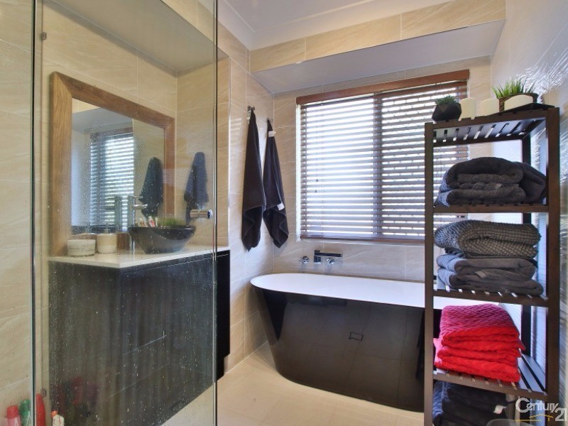 16 Hartwig Crescent, Mount Warren Park QLD 4207