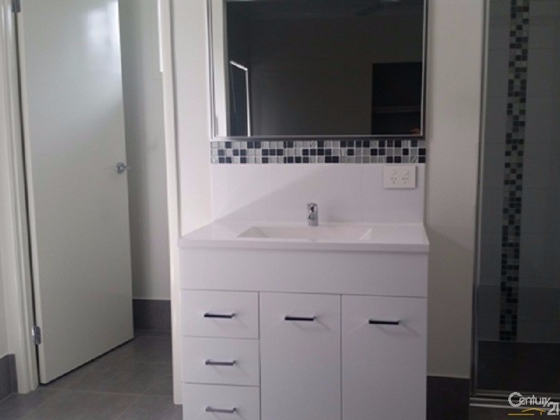 Yarrabilba QLD 4207