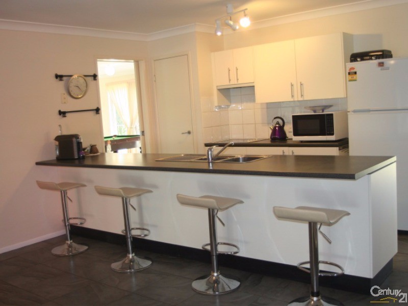 Kooralbyn QLD 4285