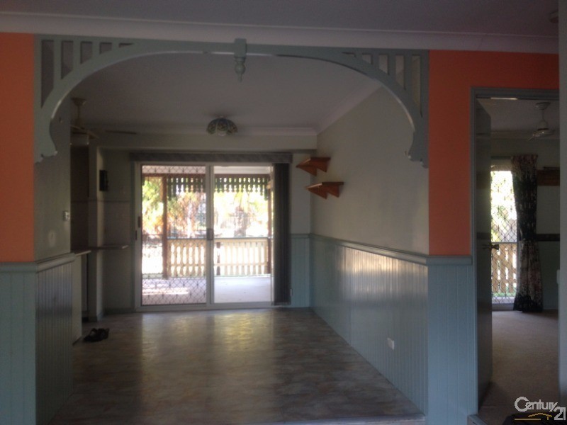 Logan Village QLD 4207